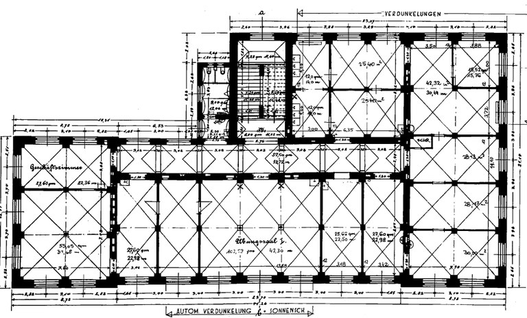 2_Stock_hist-plan_1920x1162.jpg